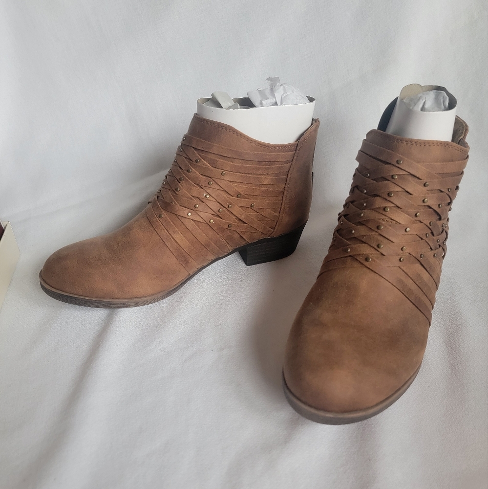 SO booties